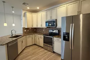 2511 W Queen Creek Rd, Chandler, AZ 85248 - Photo 14