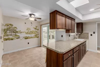 10311 W Kingswood Circle, Sun City, AZ 85351 - Photo 6