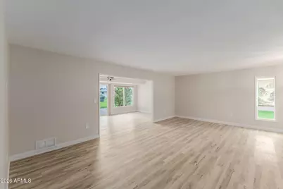 10311 W Kingswood Circle, Sun City, AZ 85351 - Photo 14