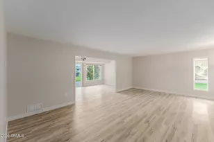 10311 W Kingswood Cir, Sun City, AZ 85351 - Photo 14