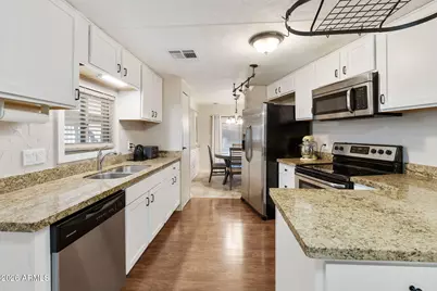 25847 S Montana Avenue, Sun Lakes, AZ 85248 - Photo 6