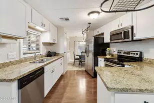 25847 S Montana Ave, Sun Lakes, AZ 85248 - Photo 6