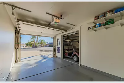 10236 W Sun City Boulevard, Sun City, AZ 85351 - Photo 30