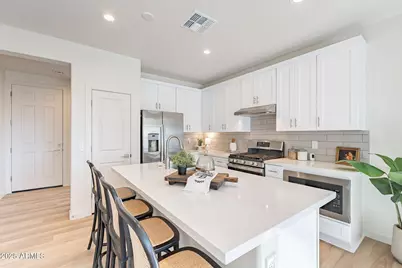 645 N Vine Street, Chandler, AZ 85225 - Photo 8