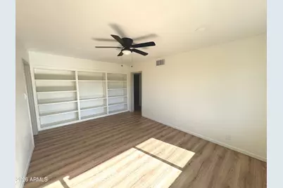 2425 W Shady Glen Avenue, Phoenix, AZ 85023 - Photo 10