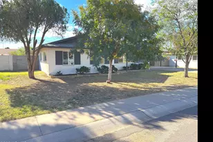 2425 W Shady Glen Ave, Phoenix, AZ 85023 - Photo 2