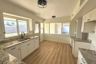 2425 W Shady Glen Ave, Phoenix, AZ 85023 - Photo 6