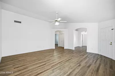 125 W Smoke Tree Road, Gilbert, AZ 85233 - Photo 16