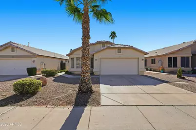 125 W Smoke Tree Road, Gilbert, AZ 85233 - Photo 1