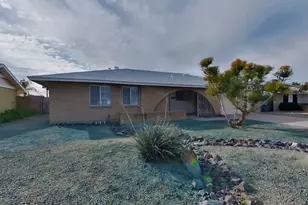 4207 W Eva St, Phoenix, AZ 85051 - Photo 1