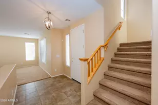 2023 W Shackleton Dr, Phoenix, AZ 85086 - Photo 8