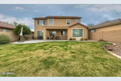 2023 W Shackleton Drive, Phoenix, AZ 85086 - Photo 10