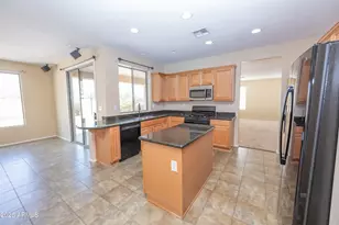 2023 W Shackleton Dr, Phoenix, AZ 85086 - Photo 12