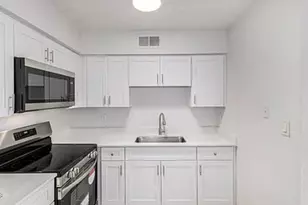 2615 E Greenway Rd, Phoenix, AZ 85032 - Photo 2