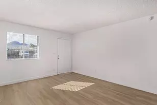 2615 E Greenway Rd, Phoenix, AZ 85032 - Photo 6