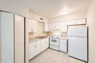 2615 E Greenway Rd, Phoenix, AZ 85032 - Photo 16