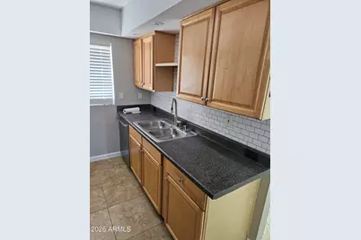 2155 W Wickieup Lane, Phoenix, AZ 85027 - Photo 4