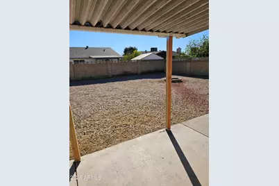 2155 W Wickieup Lane, Phoenix, AZ 85027 - Photo 12