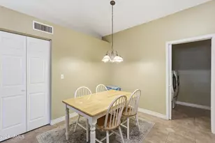 727 S Hartford St, Chandler, AZ 85225 - Photo 6