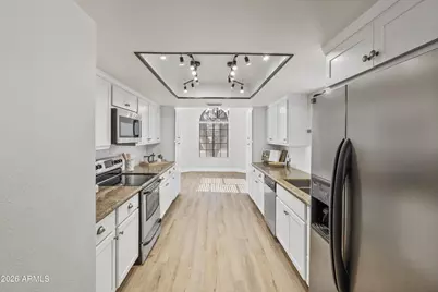 19813 N 76th Avenue, Glendale, AZ 85308 - Photo 12