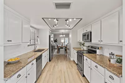 19813 N 76th Avenue, Glendale, AZ 85308 - Photo 16