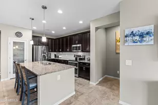 74 W Strawberry Tree Ave, San Tan Valley, AZ 85140 - Photo 2