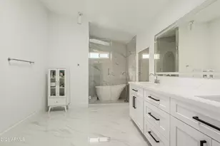 987 E Divot Dr, Tempe, AZ 85283 - Photo 24