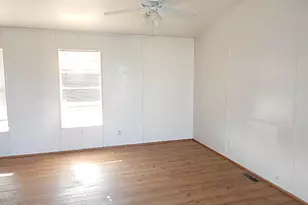 24231 W Patton Rd, Wittmann, AZ 85361 - Photo 4