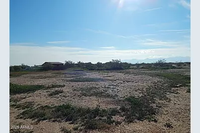 24231 W Patton Road, Wittmann, AZ 85361 - Photo 12