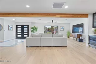 13234 N 11th Ave, Phoenix, AZ 85029 - Photo 8