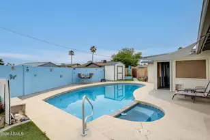 2609 N Pleasant Dr, Chandler, AZ 85225 - Photo 2