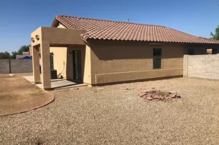 8565 E Lakeview Ave, Mesa, AZ 85209 - Photo 20