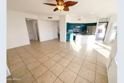 8529 W Dahlia Drive, Peoria, AZ 85381 - Photo 16