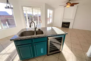 8529 W Dahlia Dr, Peoria, AZ 85381 - Photo 14