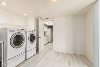 8721 E Amelia Avenue, Scottsdale, AZ 85251 - Photo 18