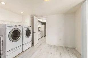 8721 E Amelia Ave, Scottsdale, AZ 85251 - Photo 18