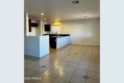 10630 W Pomo Street, Tolleson, AZ 85353 - Photo 10