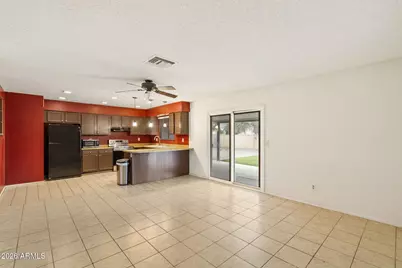 9063 W Harmont Drive, Peoria, AZ 85345 - Photo 8