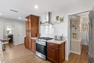 10236 N 108th Dr, Sun City, AZ 85351 - Photo 2