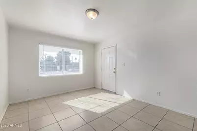 6742 W Palmaire Avenue, Glendale, AZ 85303 - Photo 10