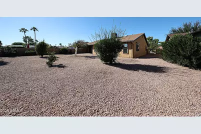9833 E Watford Way, Sun Lakes, AZ 85248 - Photo 36