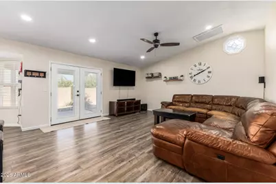 680 W Shawnee Drive, Chandler, AZ 85225 - Photo 4