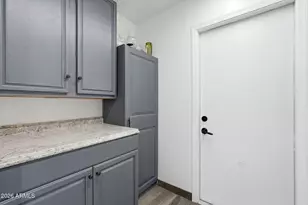 8021 W Denton Ln, Glendale, AZ 85303 - Photo 32