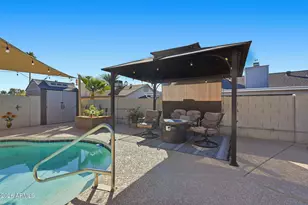 8021 W Denton Ln, Glendale, AZ 85303 - Photo 42