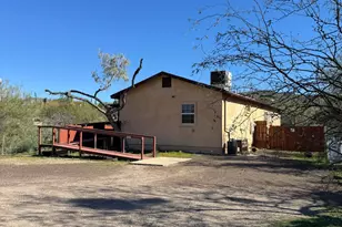 33675 S Turquoise Dr, Black Canyon City, AZ 85324 - Photo 2