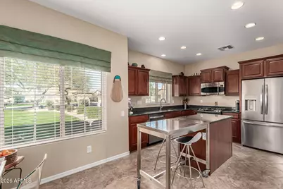 3933 E Cat Balue Drive, Phoenix, AZ 85050 - Photo 10