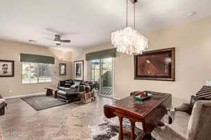 3933 E Cat Balue Dr, Phoenix, AZ 85050 - Photo 8