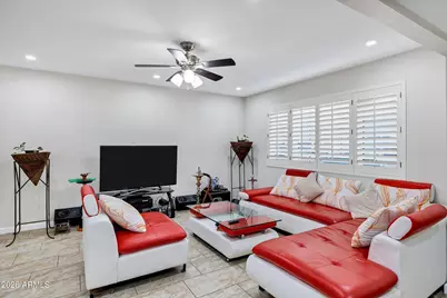 3707 W Caron Street, Phoenix, AZ 85051 - Photo 8