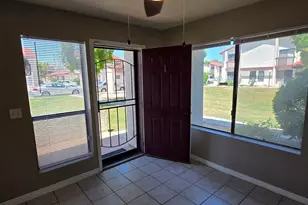 2831 E Waltann Ln, Phoenix, AZ 85032 - Photo 22