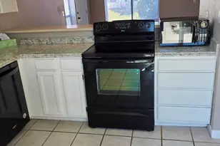 2831 E Waltann Ln, Phoenix, AZ 85032 - Photo 16